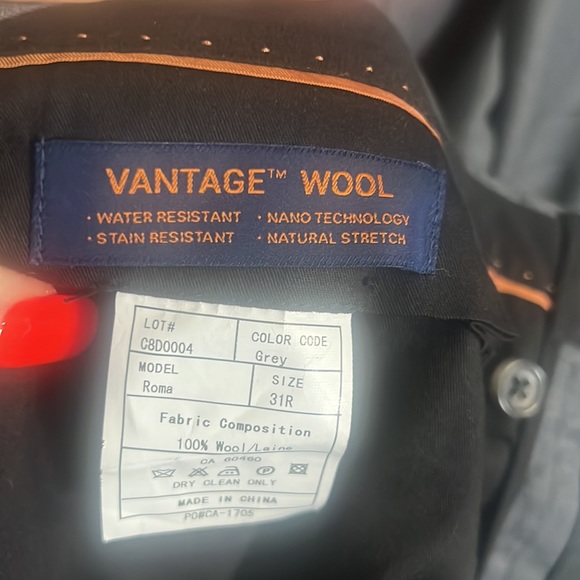 Gray suit - Picture 4 of 6